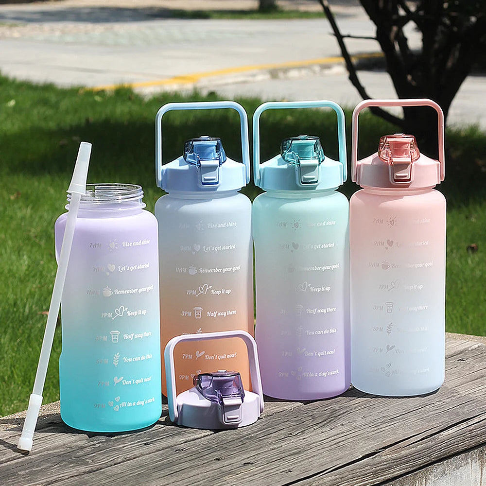 Gourde Sport 2L avec Paille et Anse