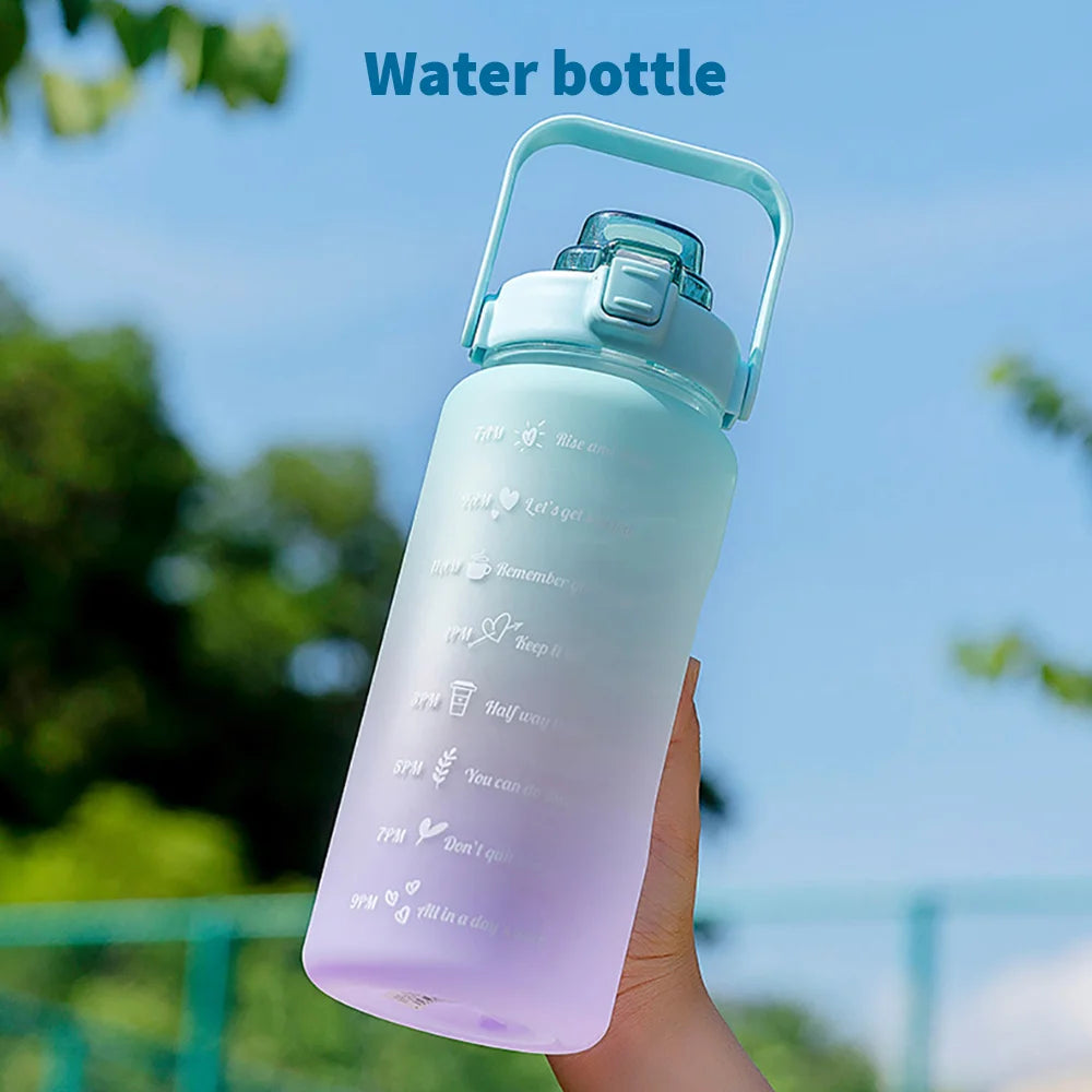 Gourde Sport 2L avec Paille et Anse