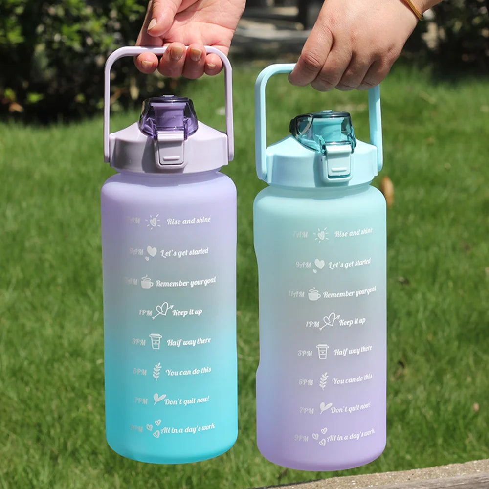 Gourde Sport 2L avec Paille et Anse